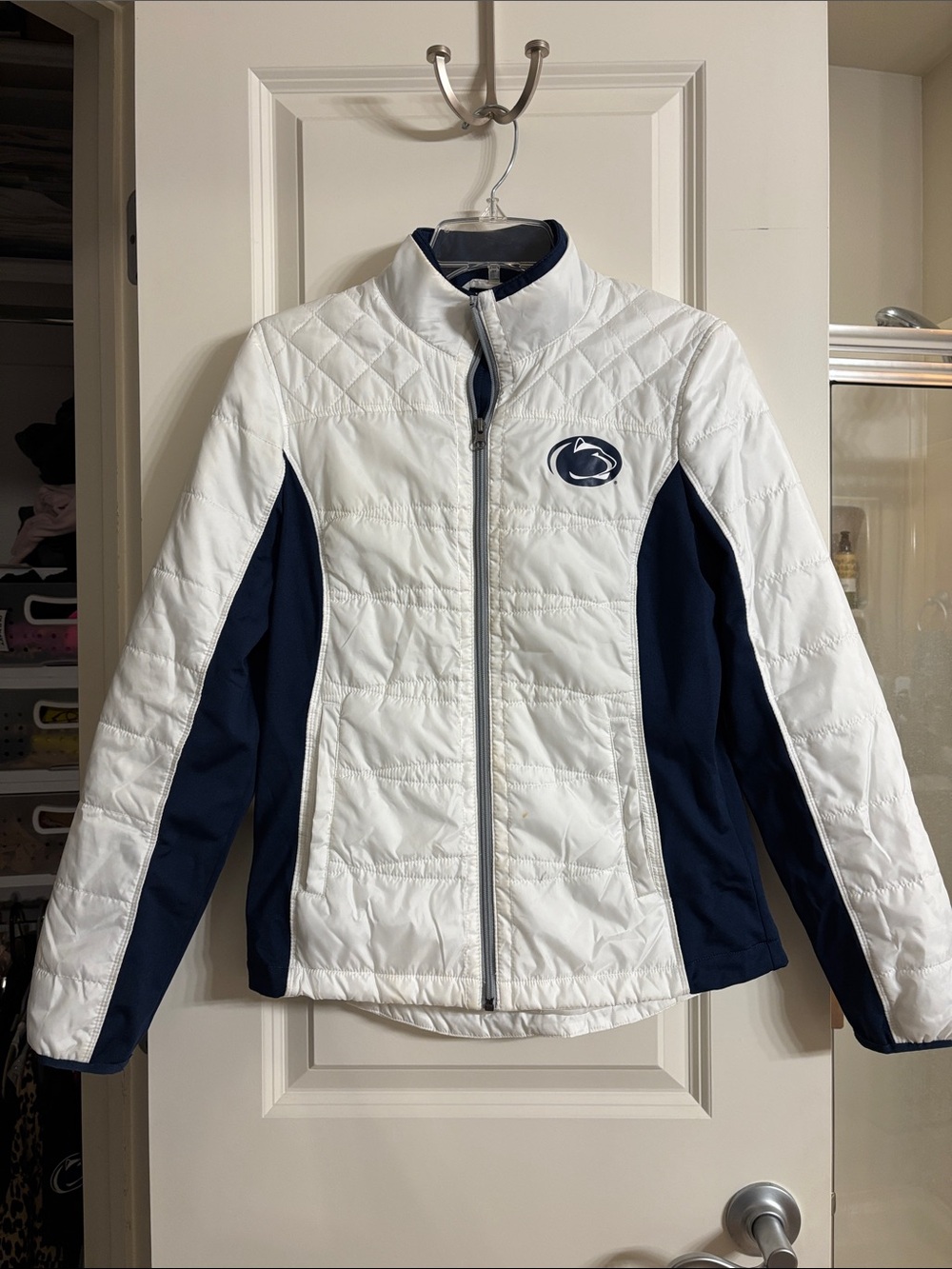 Penn State Women's White & Navy lightly Quilted Jacket size small